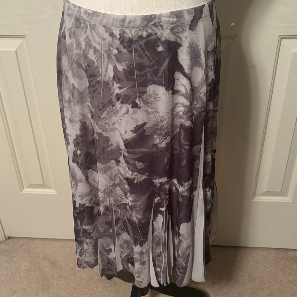 Coldwater Creek Midi Skirt, Gray Floral, Size Medium (10-12), NWOT